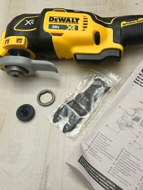 DCS356 DEWALT Multi-Tool 20v MAX 3-Speed Oscillating Brushless **NEW**